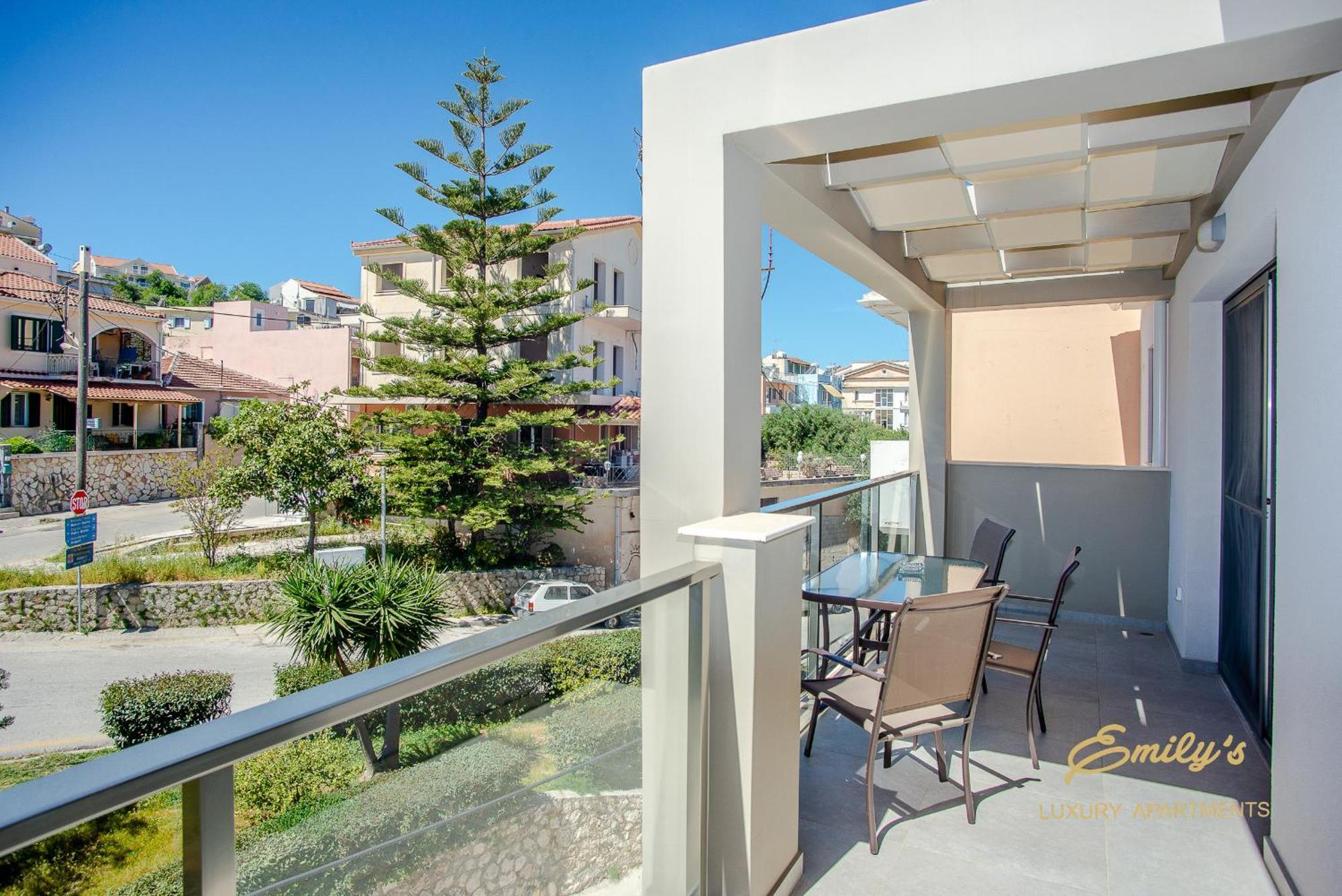 Emily'S Luxury Apartments Argostoli  Buitenkant foto