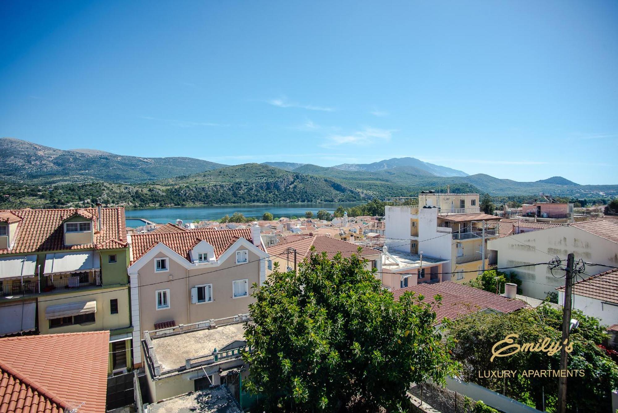Emily'S Luxury Apartments Argostoli  Buitenkant foto