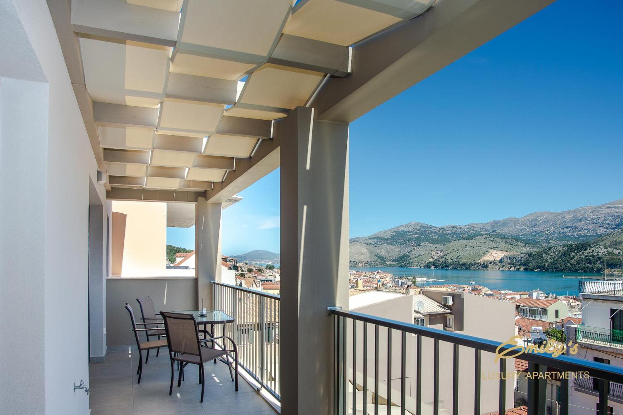 Emily'S Luxury Apartments Argostoli  Buitenkant foto