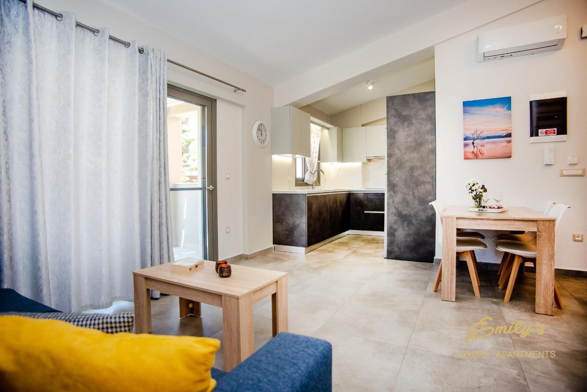 Emily'S Luxury Apartments Argostoli  Buitenkant foto