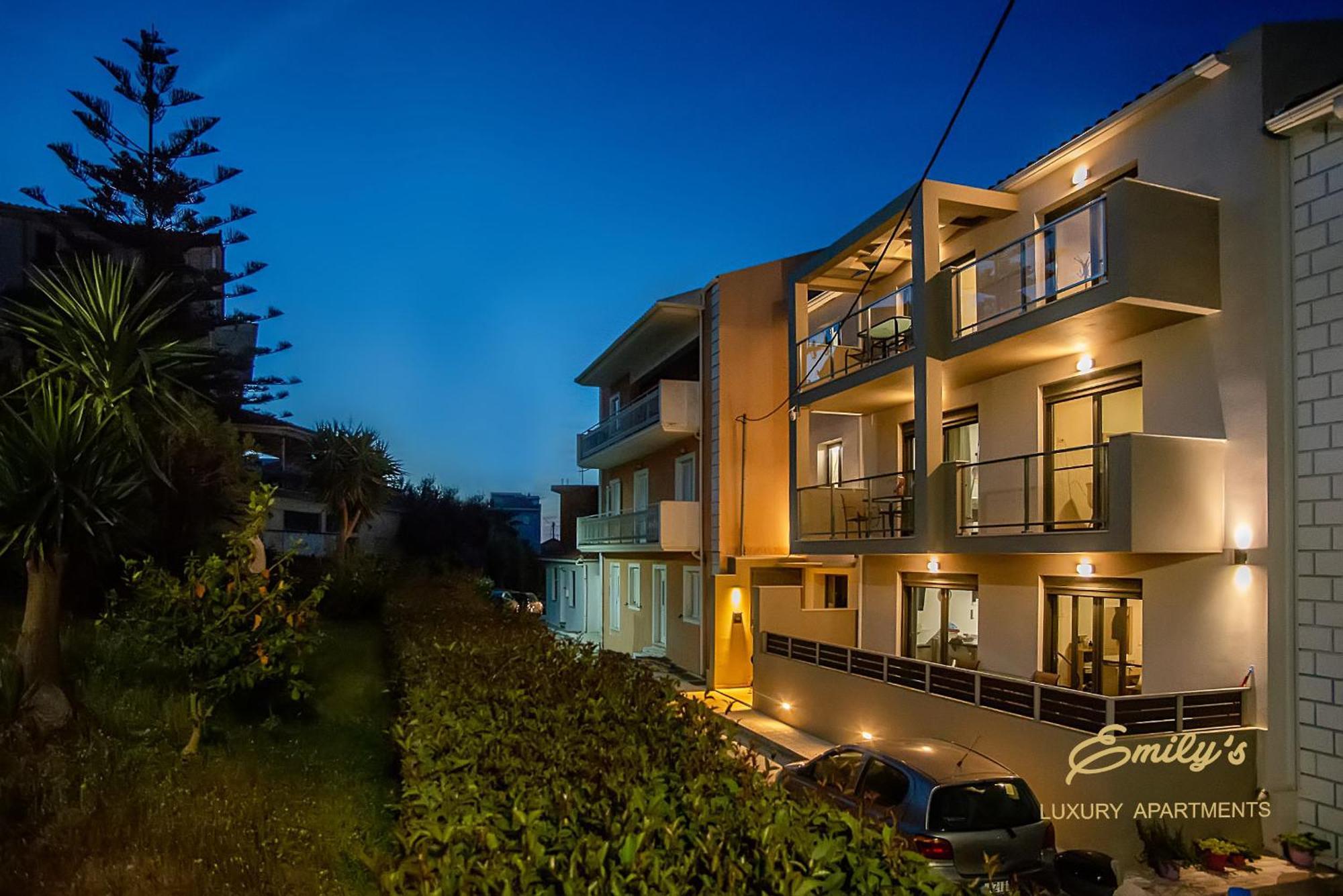 Emily'S Luxury Apartments Argostoli  Buitenkant foto