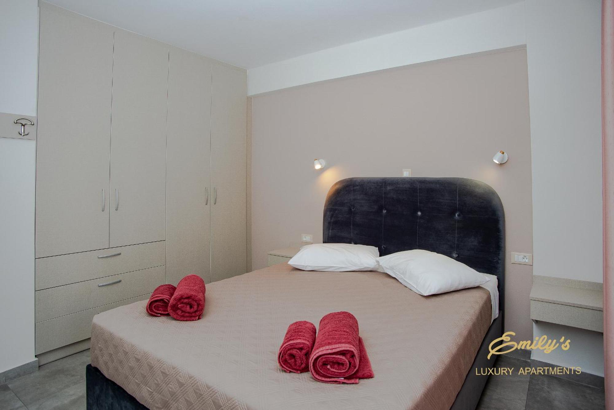 Emily'S Luxury Apartments Argostoli  Buitenkant foto