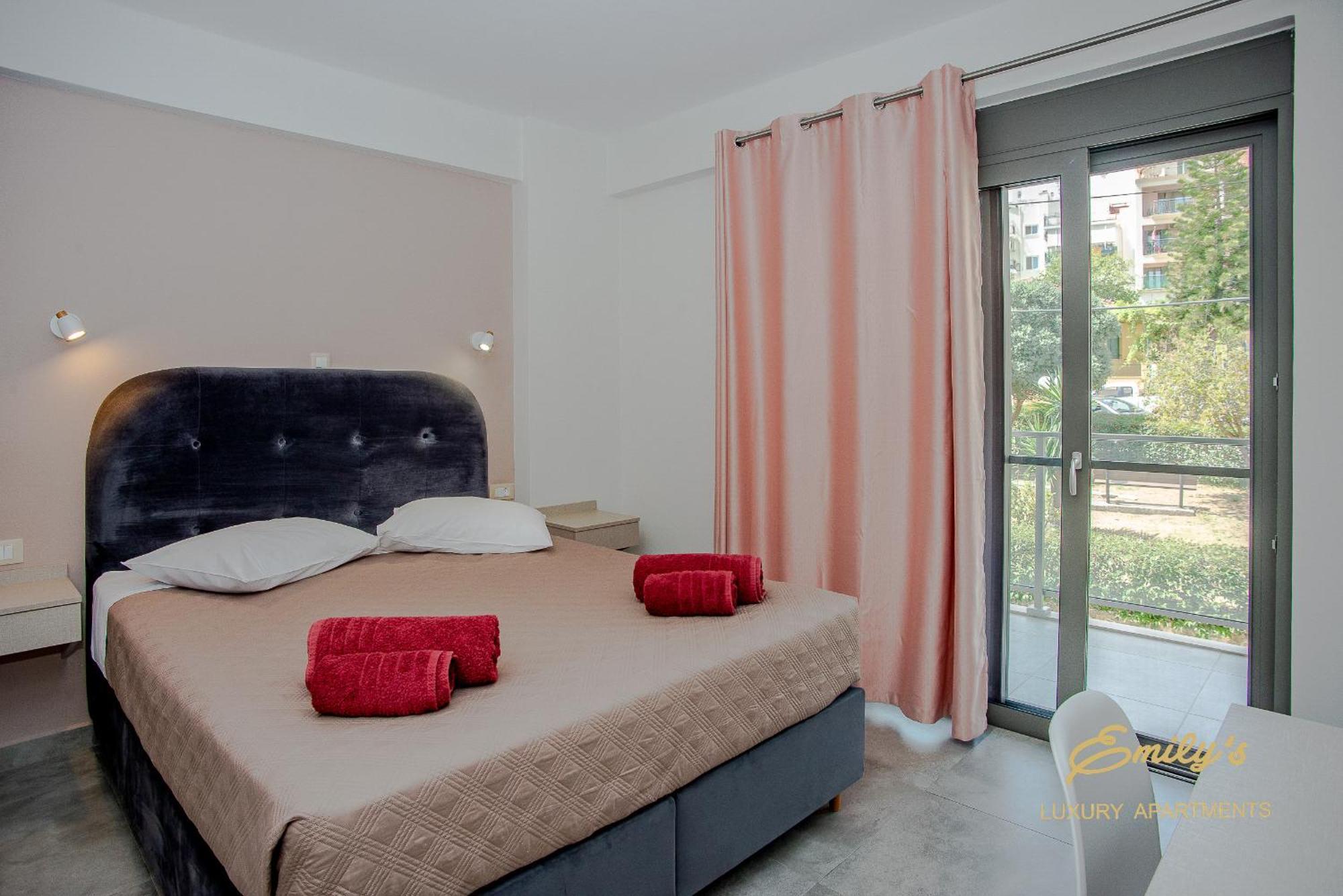Emily'S Luxury Apartments Argostoli  Buitenkant foto