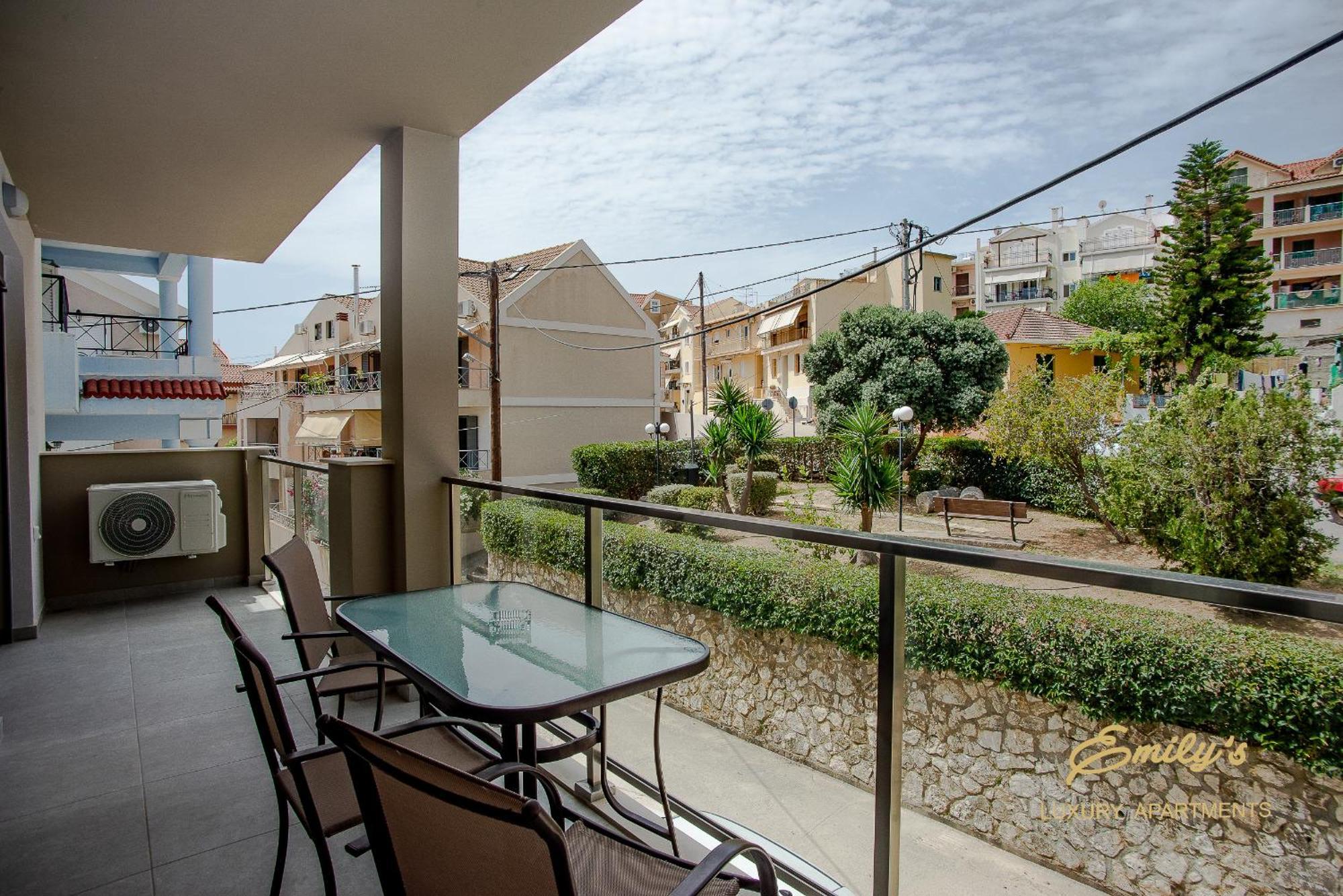 Emily'S Luxury Apartments Argostoli  Buitenkant foto