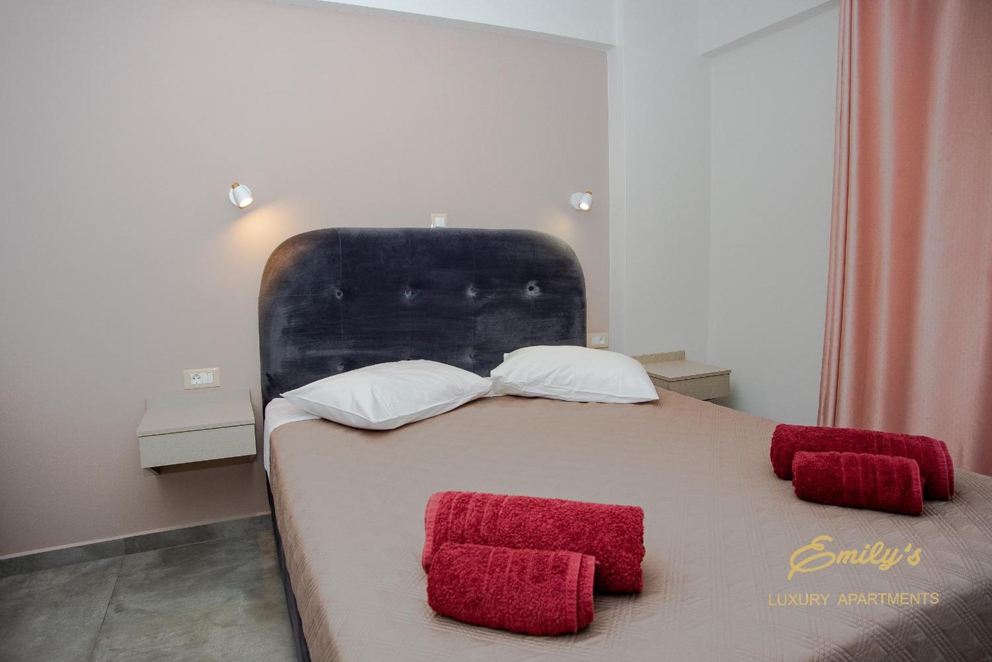 Emily'S Luxury Apartments Argostoli  Buitenkant foto
